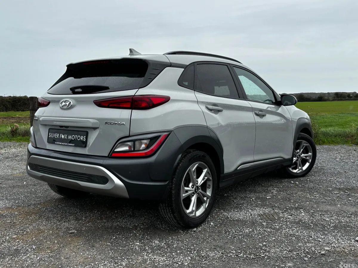 Hyundai KONA MPV, Petrol, 2021, Grey