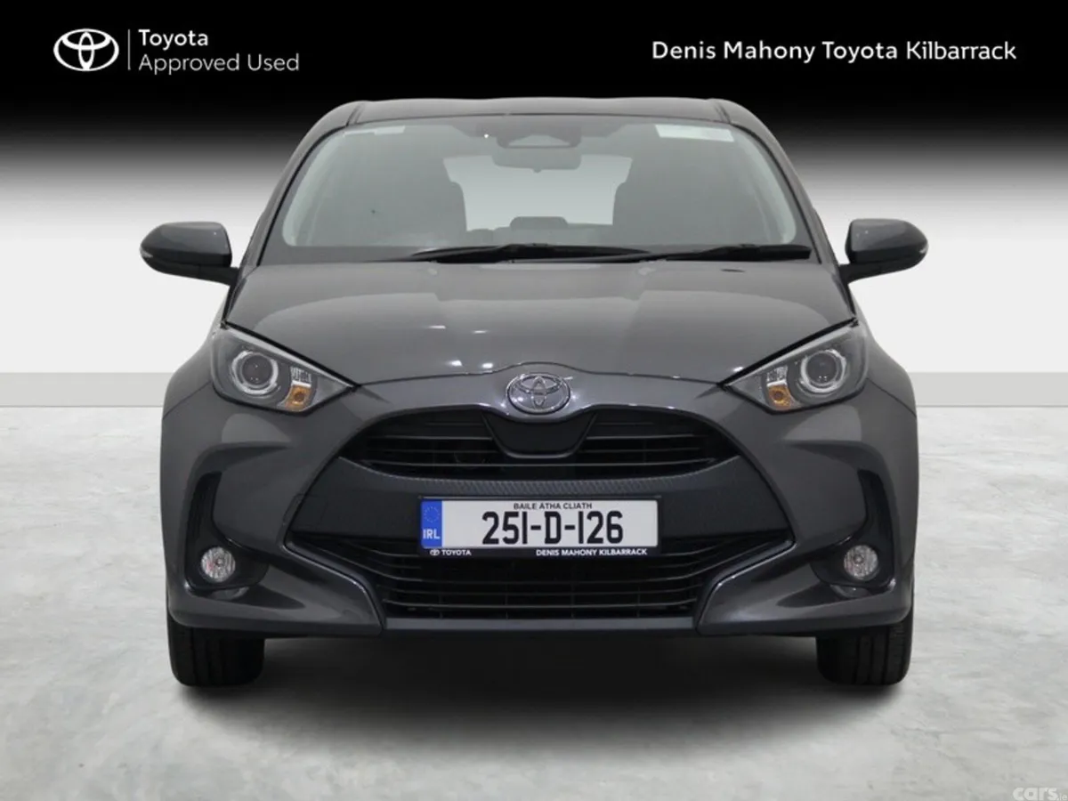 Toyota Yaris Hatchback, Petrol Hybrid, 2025, Grey