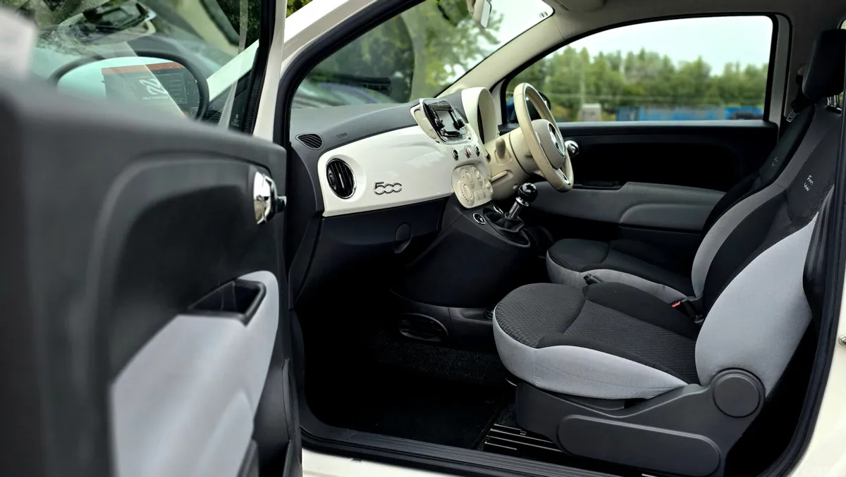Fiat 500 Hatchback, Petrol, 2016, White