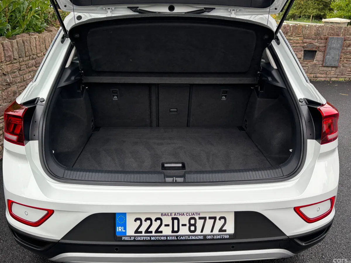 Volkswagen T-Roc SUV, Diesel, 2022, White