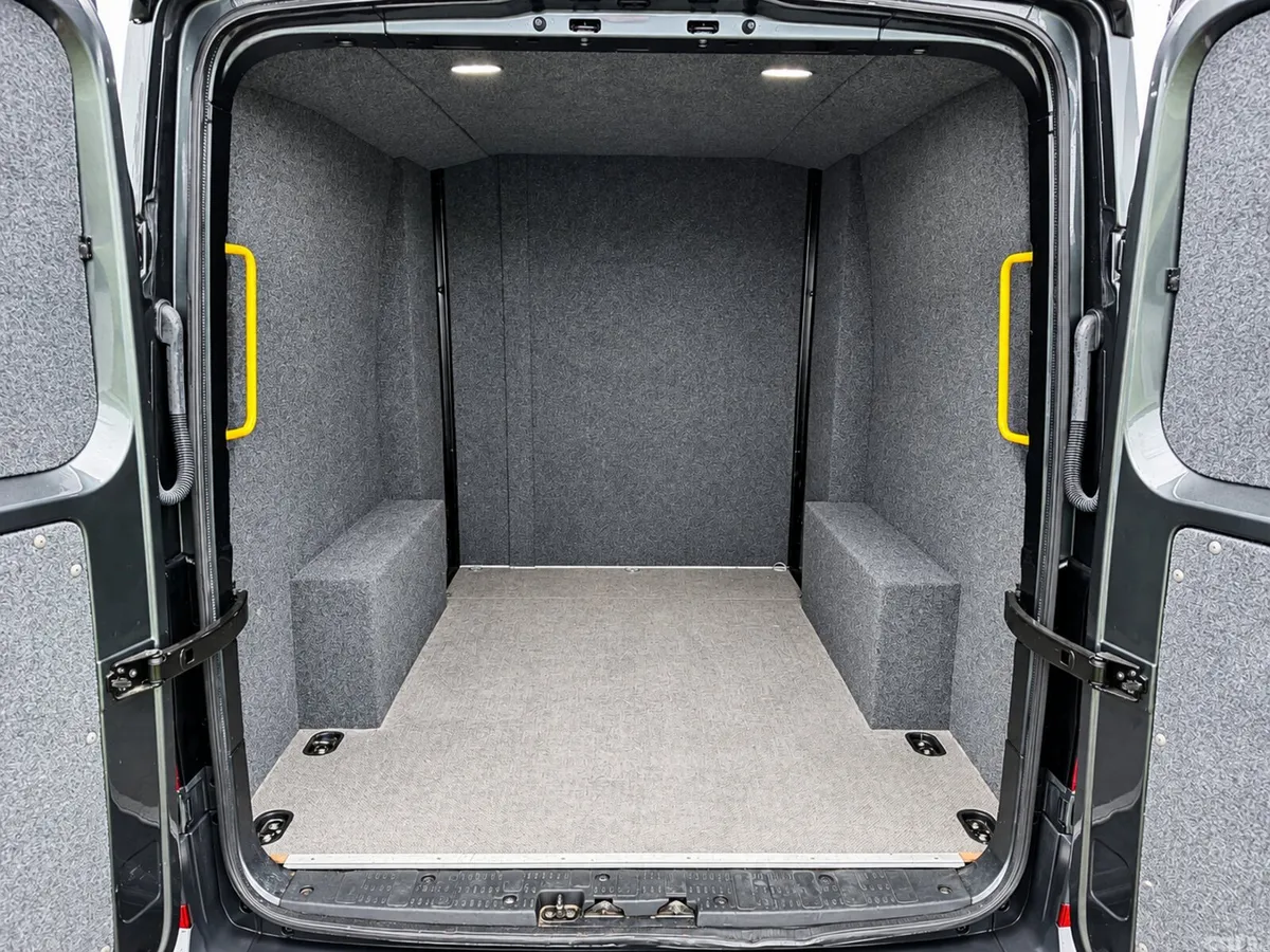 Other Other Van, Diesel, 2024, Grey