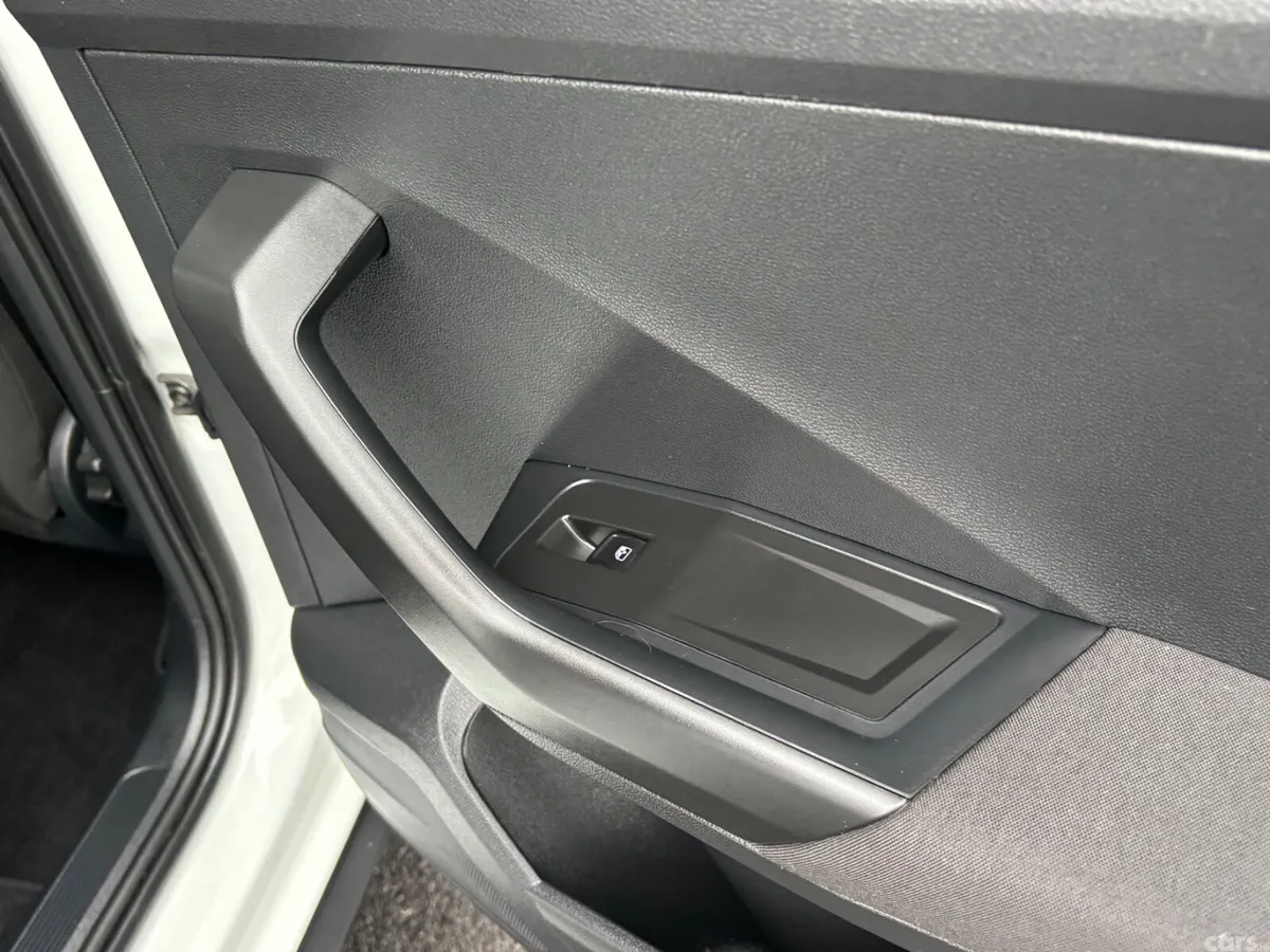 Volkswagen T-Roc SUV, Diesel, 2022, White