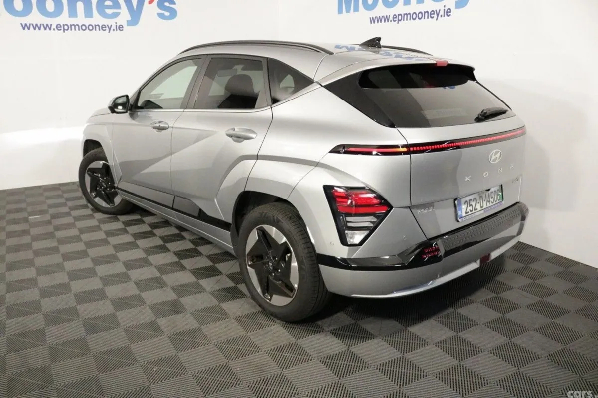 Hyundai KONA MPV, Electric, 2025, Grey