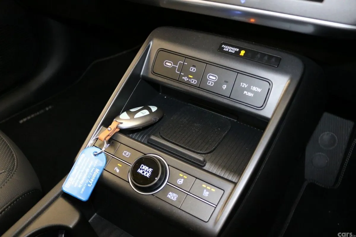 Hyundai KONA MPV, Electric, 2025, Grey