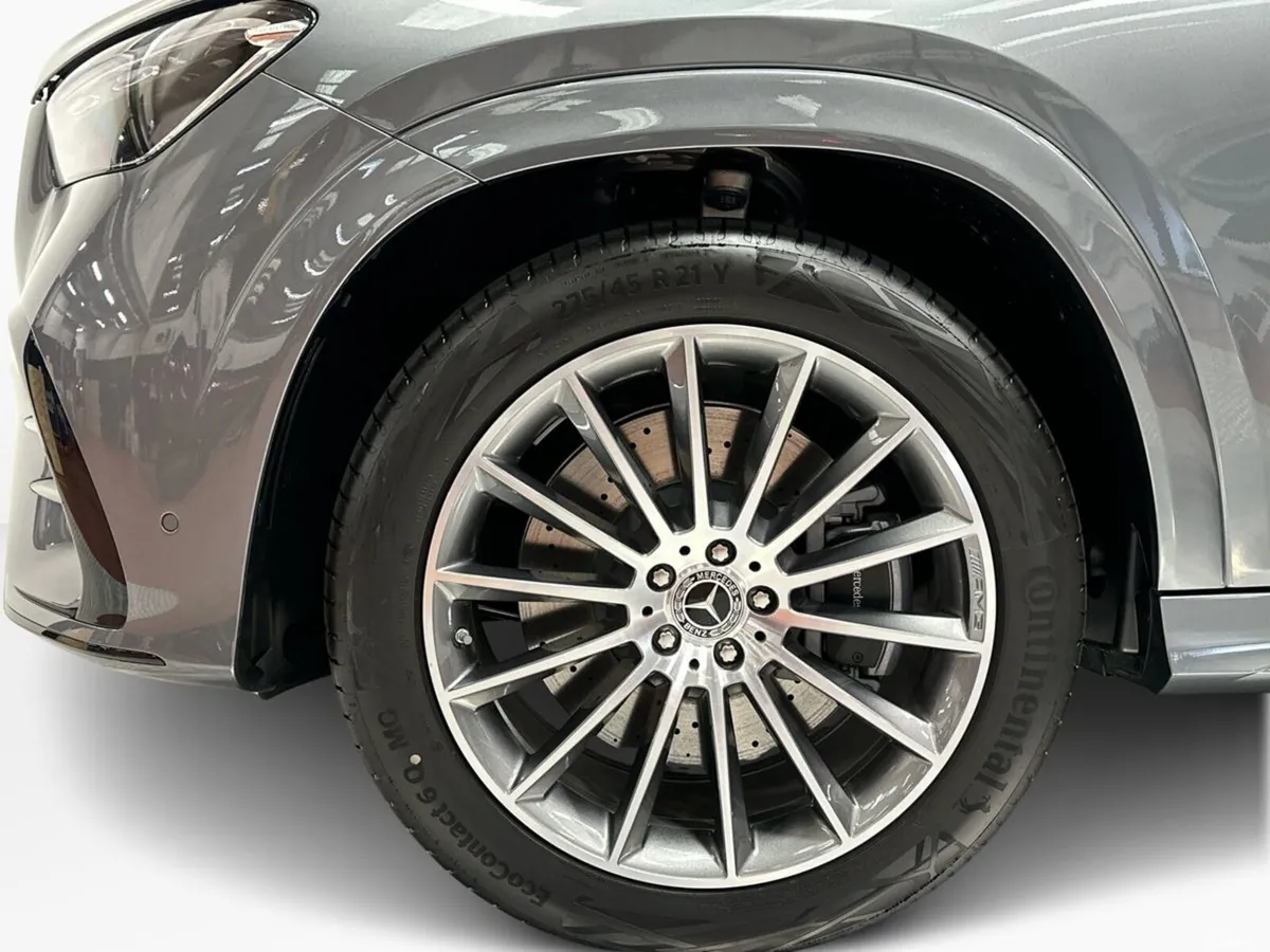 Mercedes-Benz GLE SUV, Petrol Plug-in Hybrid, 2026, Grey