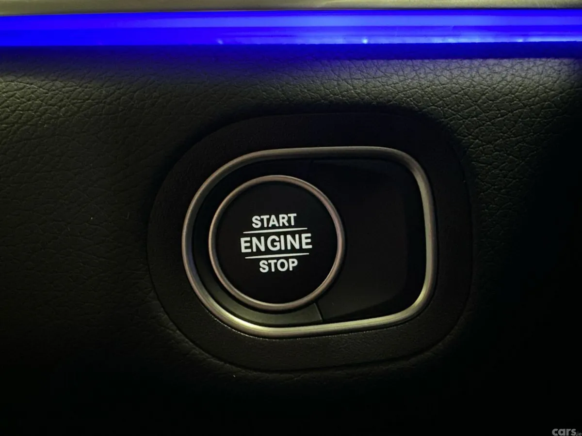Mercedes-Benz GLE SUV, Petrol Plug-in Hybrid, 2026, Grey