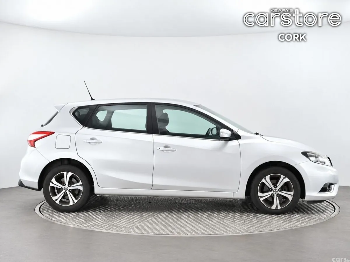 Nissan Pulsar Hatchback, Diesel, 2017, Grey