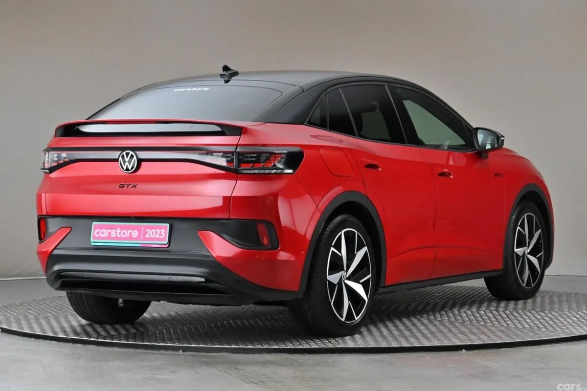 Volkswagen ID.5 MPV, Electric, 2023, Red