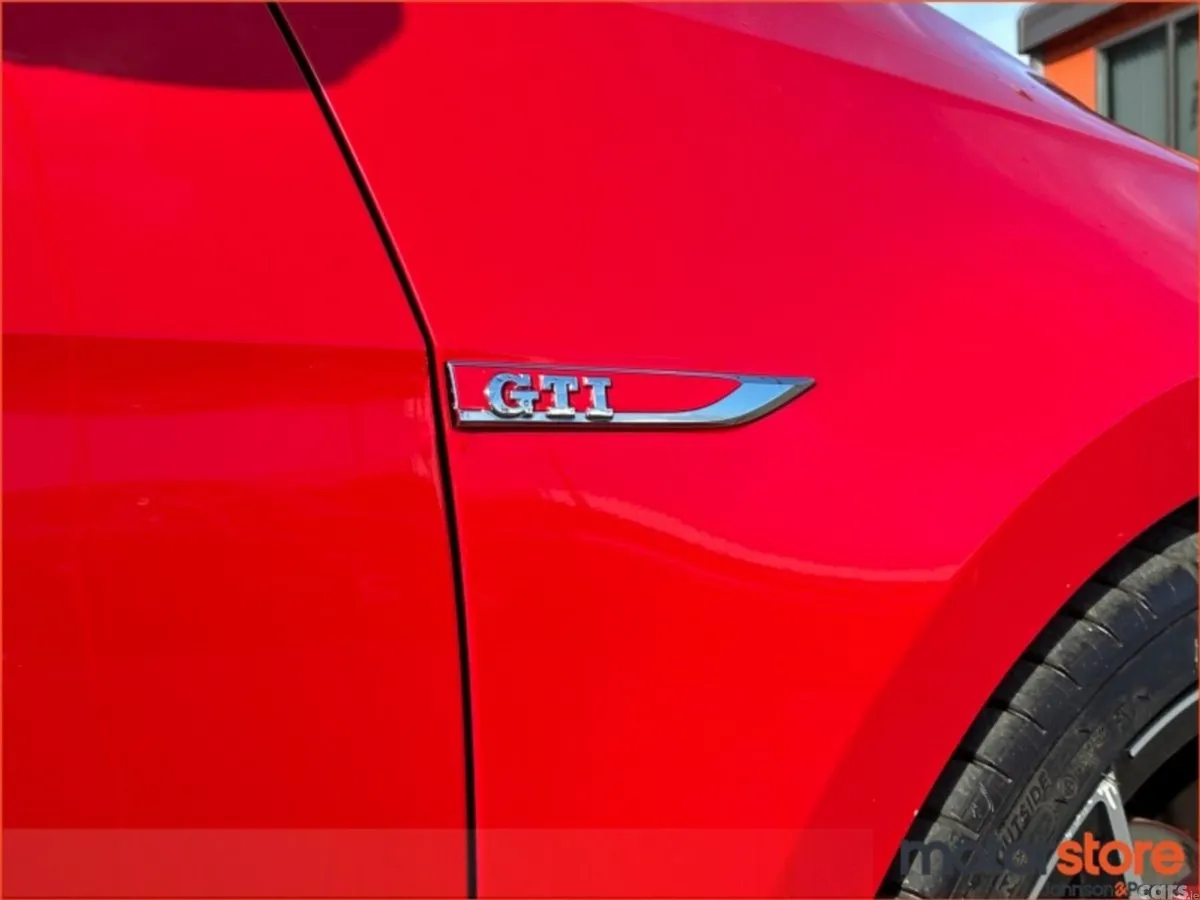Volkswagen Golf Hatchback, Petrol, 2019, Red