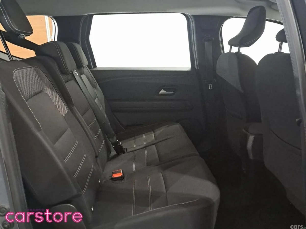 Dacia Jogger MPV, Petrol, 2023, Grey