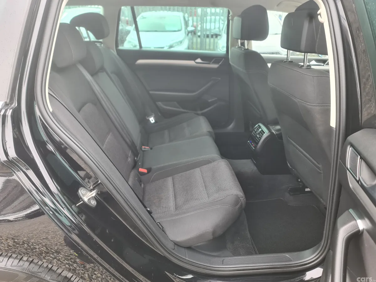 Volkswagen Passat Estate, Diesel, 2019, Black