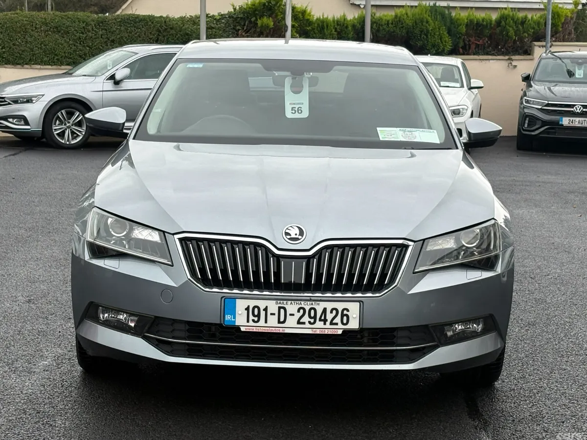 Skoda Superb Saloon, Diesel, 2019, Grey