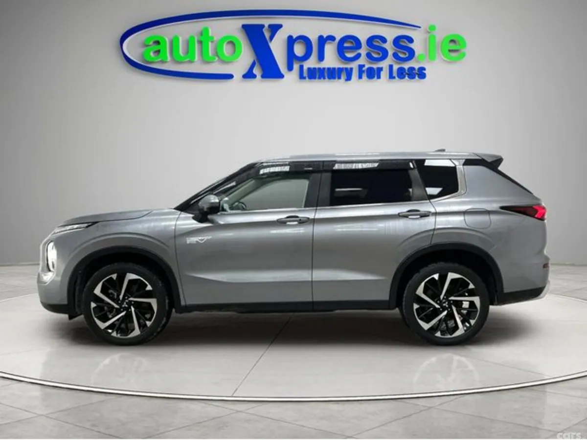 Mitsubishi Outlander SUV, Petrol Plug-in Hybrid, 2022, Grey