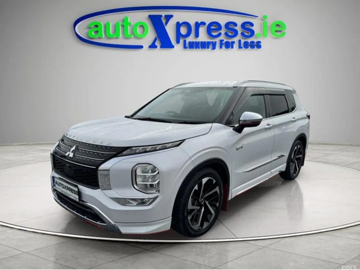 Mitsubishi Outlander SUV, Petrol Plug-in Hybrid, 2022, White