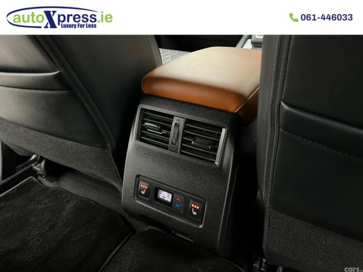 Mitsubishi Outlander SUV, Petrol Plug-in Hybrid, 2023, White