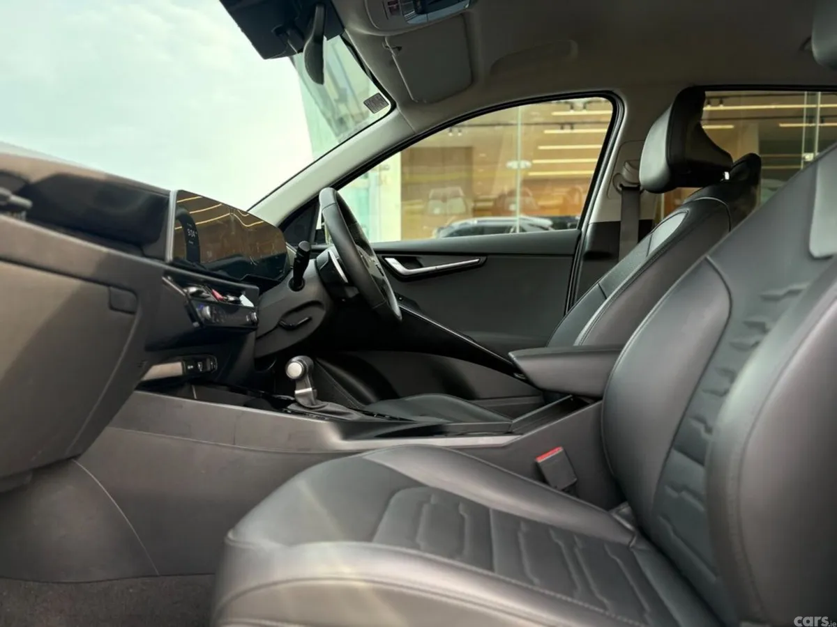 Kia Niro MPV, Petrol Plug-in Hybrid, 2026, White