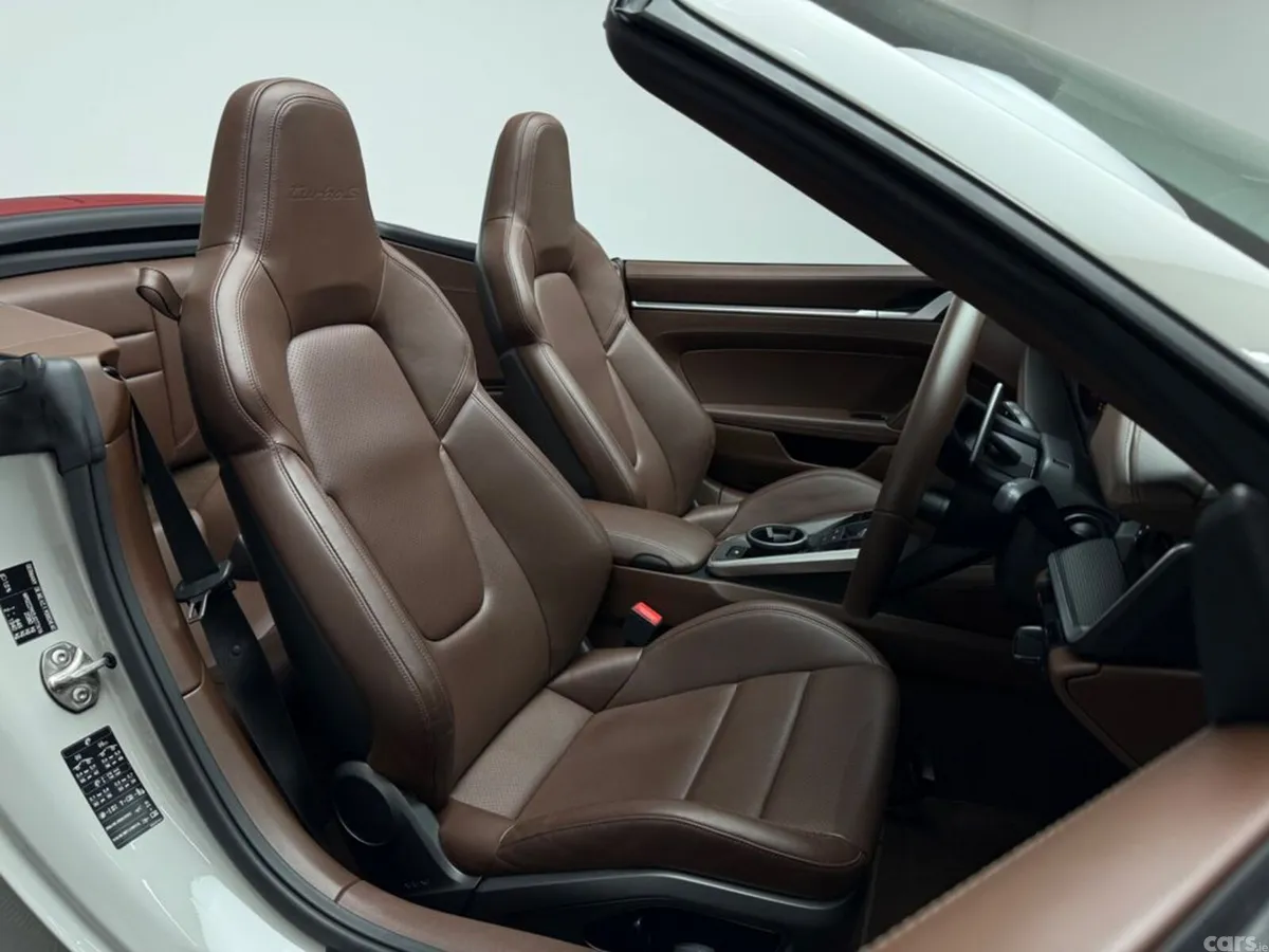 Porsche 911 Convertible, Petrol, 2022, Grey
