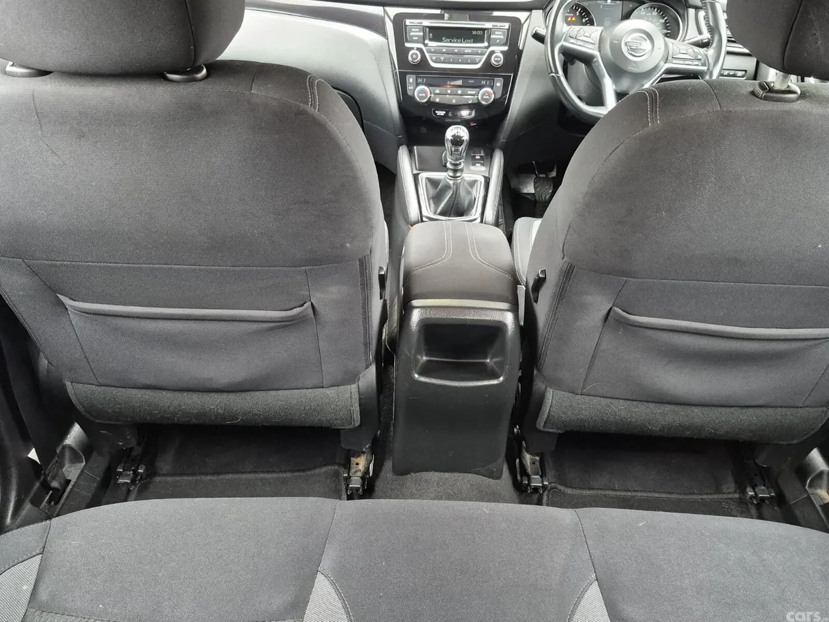 Nissan Qashqai SUV, Petrol, 2017, White