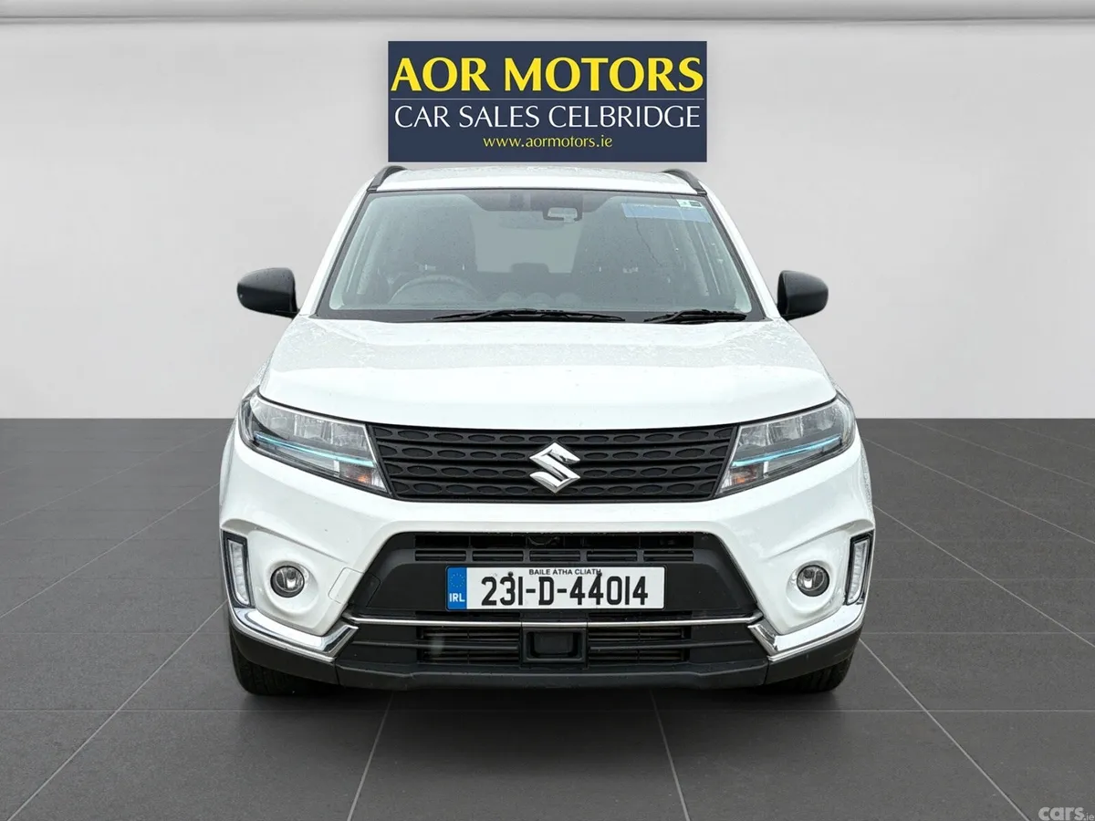 Suzuki Vitara SUV, Petrol Hybrid, 2023, White