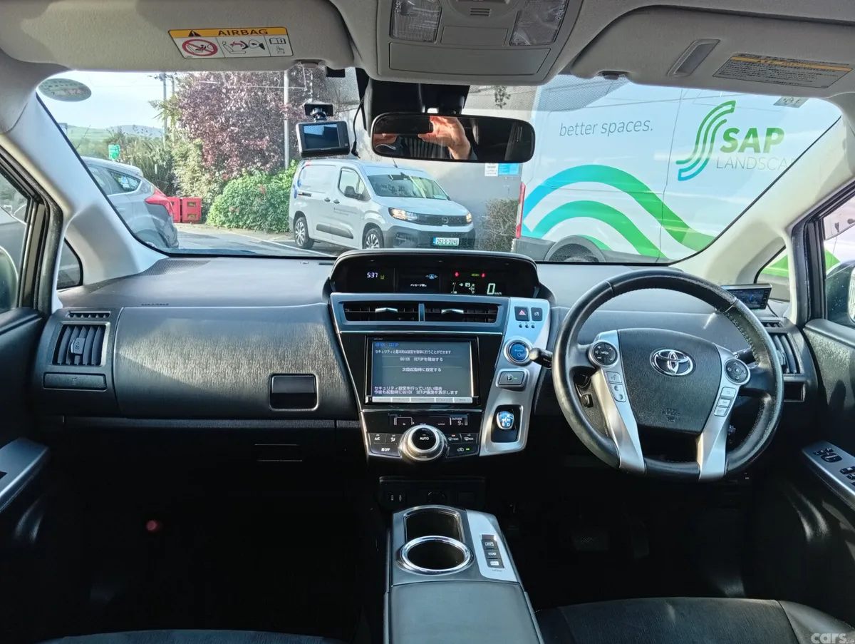 Toyota Prius Estate, Petrol Hybrid, 2015, White