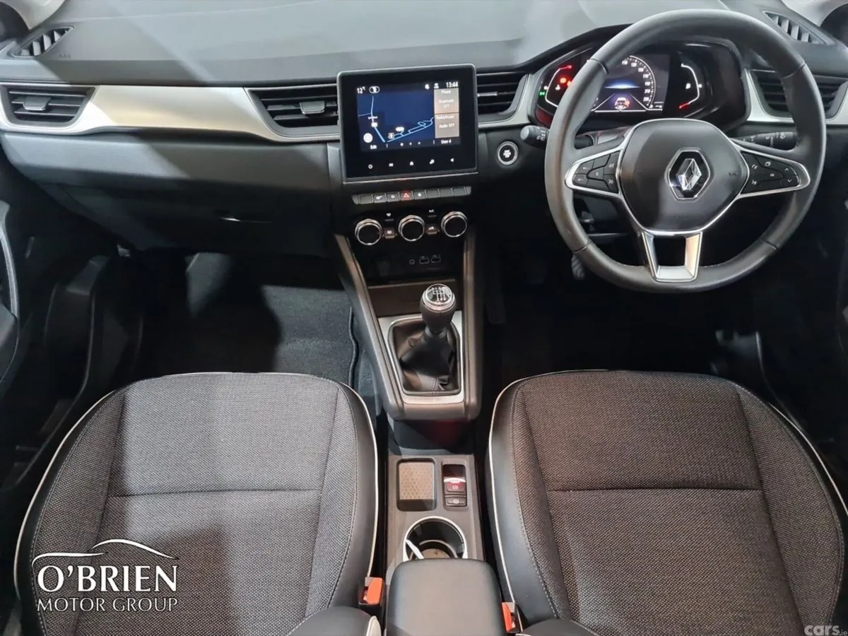 Renault Captur Hatchback, Petrol, 2024, Grey