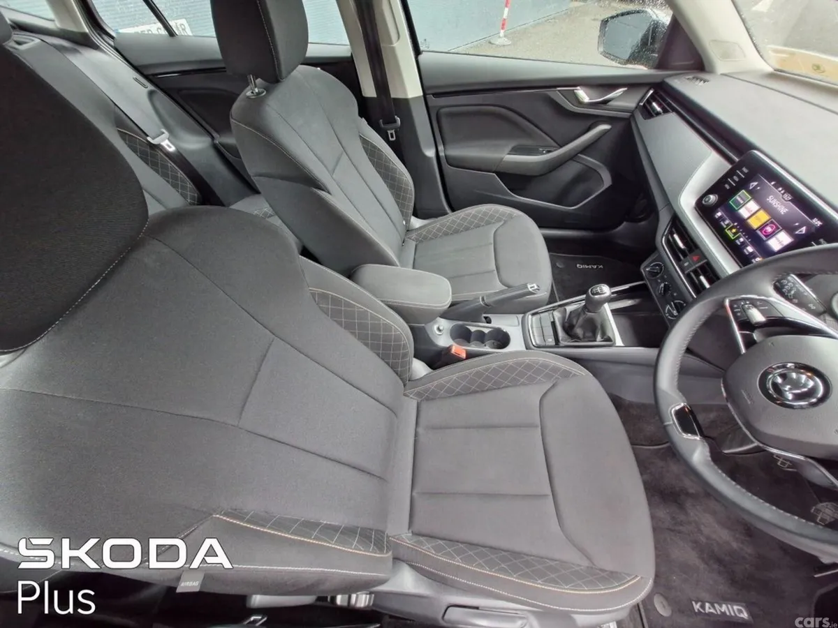 Skoda Kamiq Hatchback, Petrol, 2024, Black