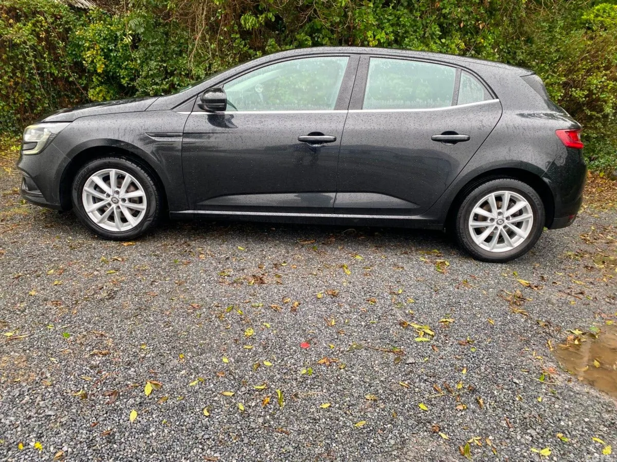 Renault Megane Hatchback, Petrol, 2019, Black