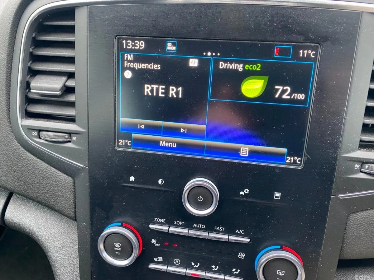 Renault Megane Hatchback, Petrol, 2019, Black