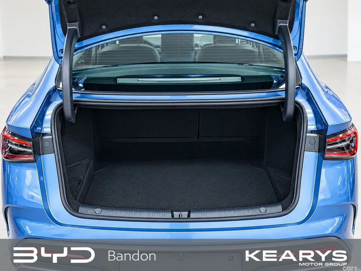 BYD Seal 6 Saloon, Petrol Plug-in Hybrid, 2026, Blue