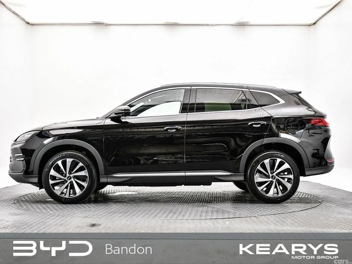 BYD SEAL U Hatchback, Petrol Plug-in Hybrid, 2026, Black