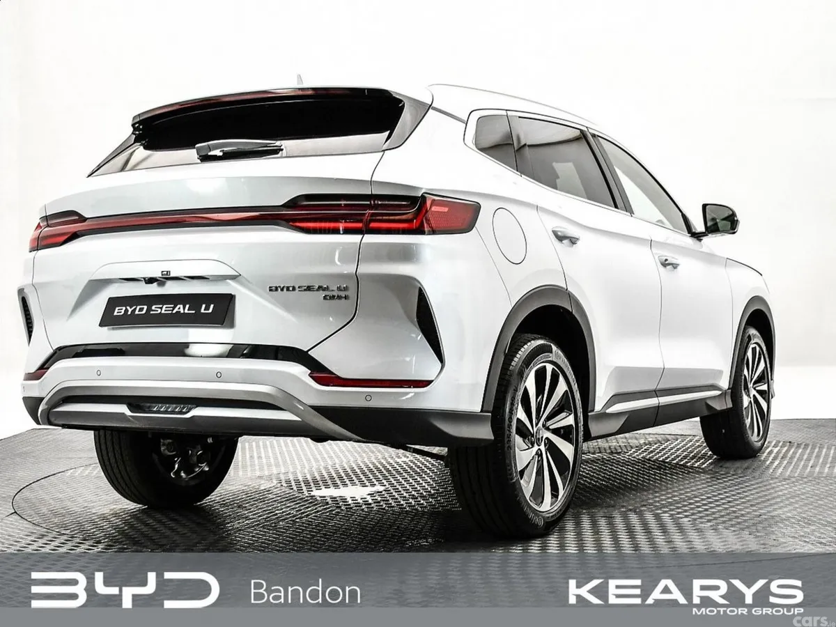 BYD SEAL U SUV, Petrol Plug-in Hybrid, 2026, White