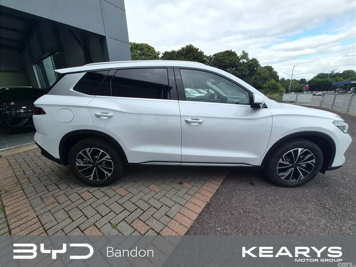 BYD SEALION 5 SUV, Petrol Plug-in Hybrid, 2026, White