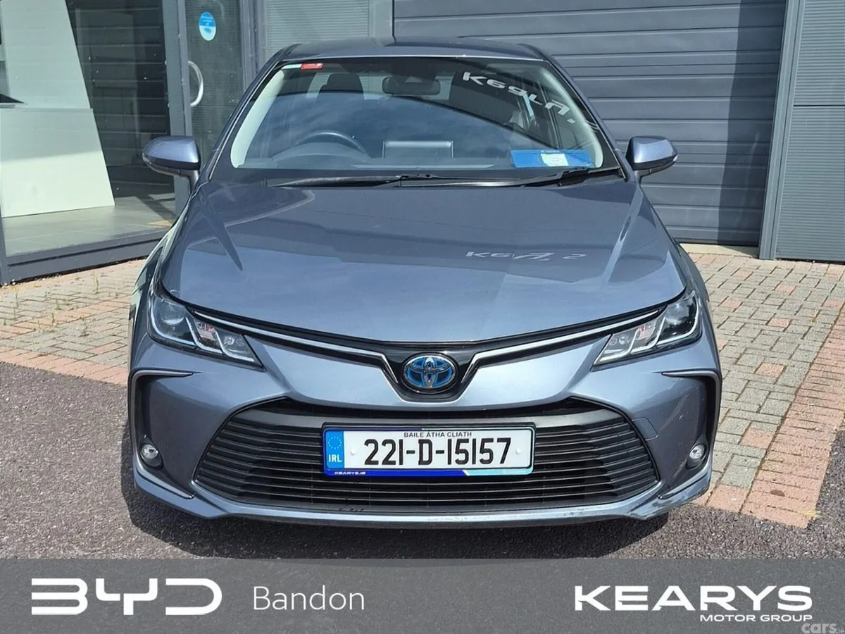 Toyota Corolla Saloon, Petrol Hybrid, 2022, Grey