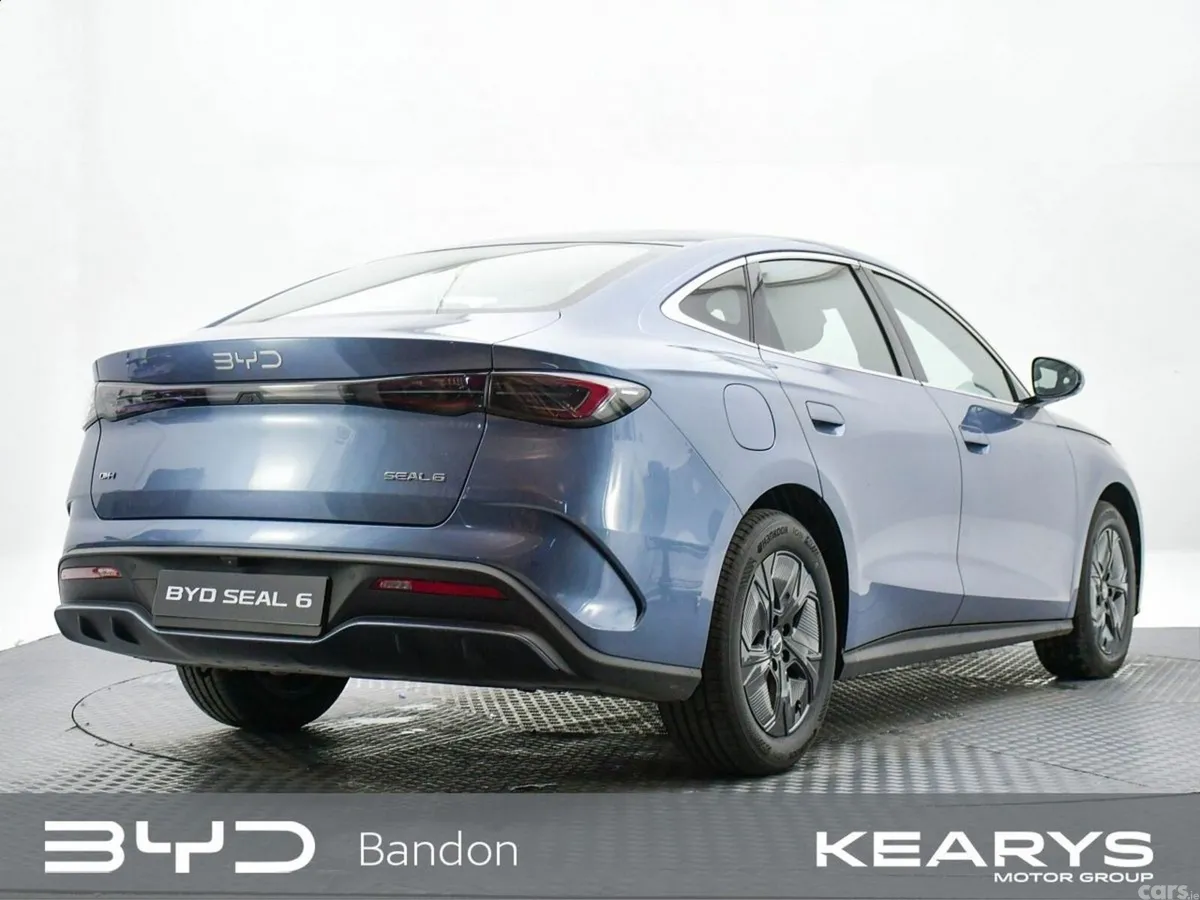 BYD SEAL Saloon, Petrol Plug-in Hybrid, 2026, Grey