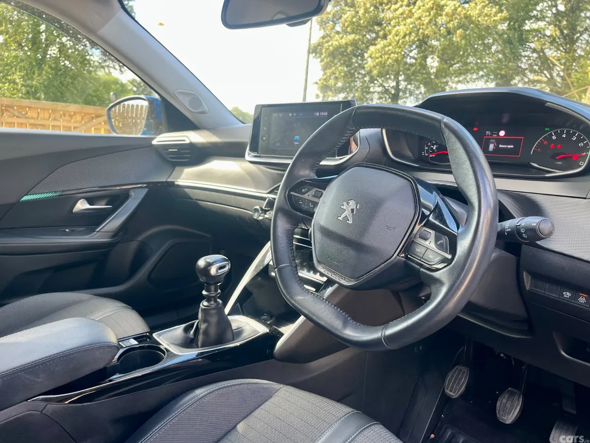 Peugeot 2008 SUV, Diesel, 2021, Blue