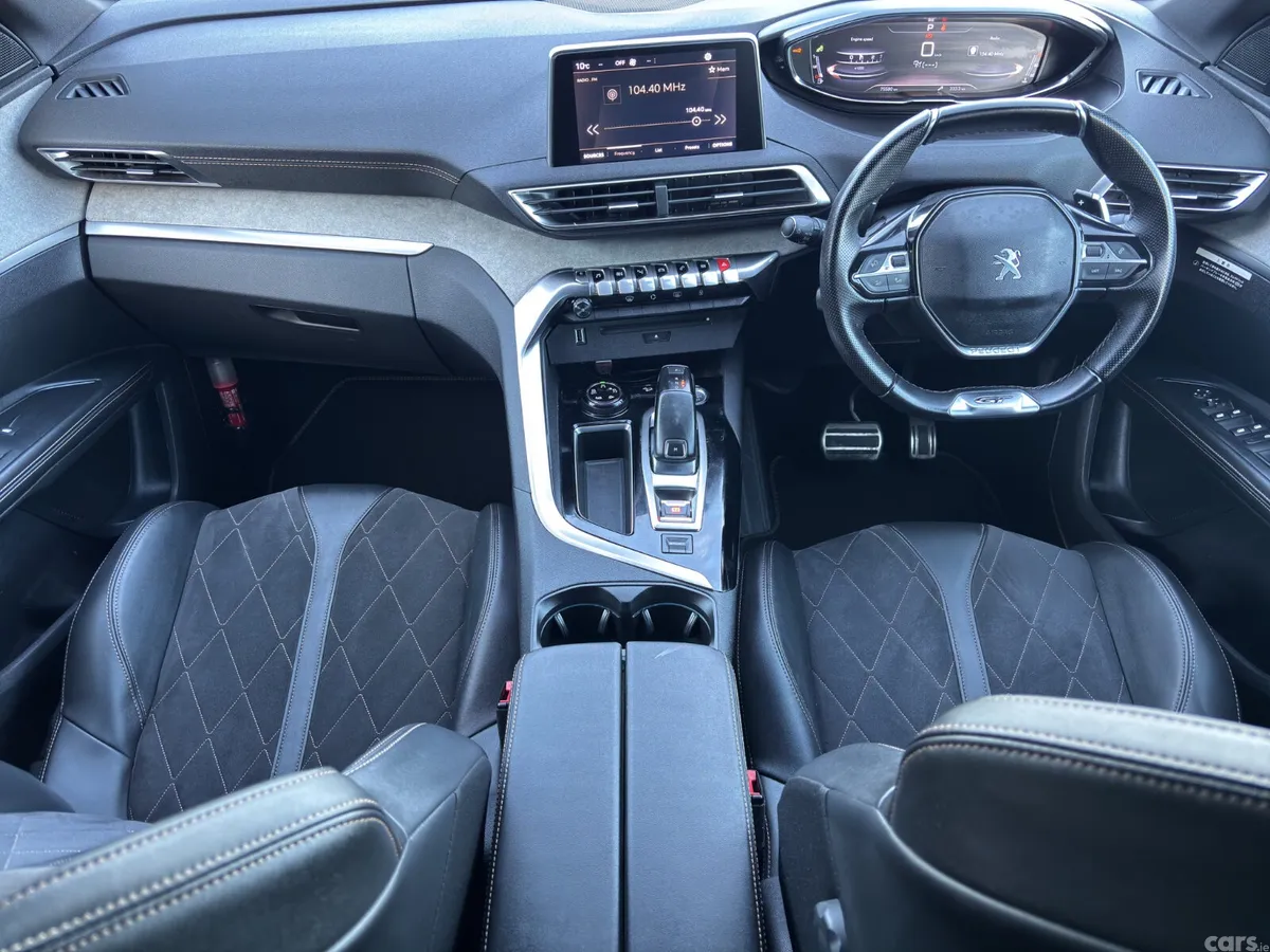 Peugeot 5008 SUV, Diesel, 2019, White