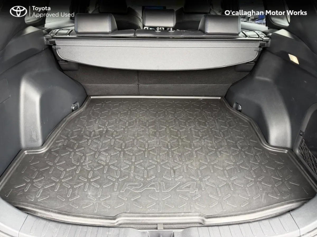 Toyota RAV4 SUV, Petrol Hybrid, 2024, Grey