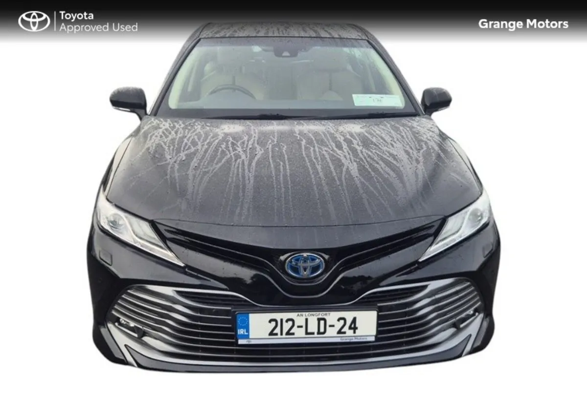 Toyota Camry Saloon, Petrol Hybrid, 2021, Black