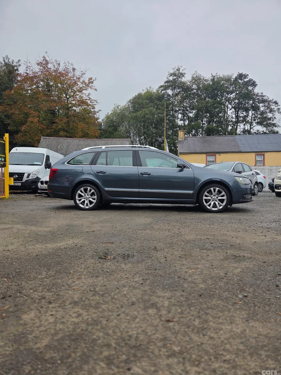 Skoda Superb Estate, Diesel, 2014, Grey