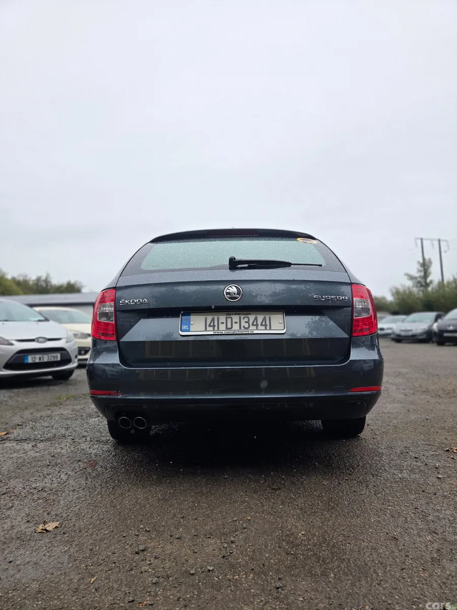Skoda Superb Estate, Diesel, 2014, Grey