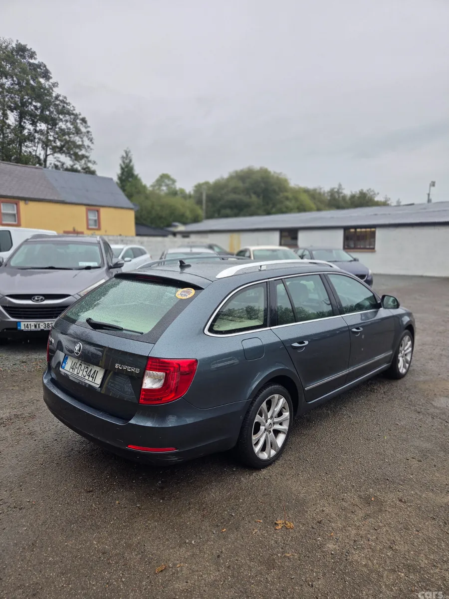 Skoda Superb Estate, Diesel, 2014, Grey