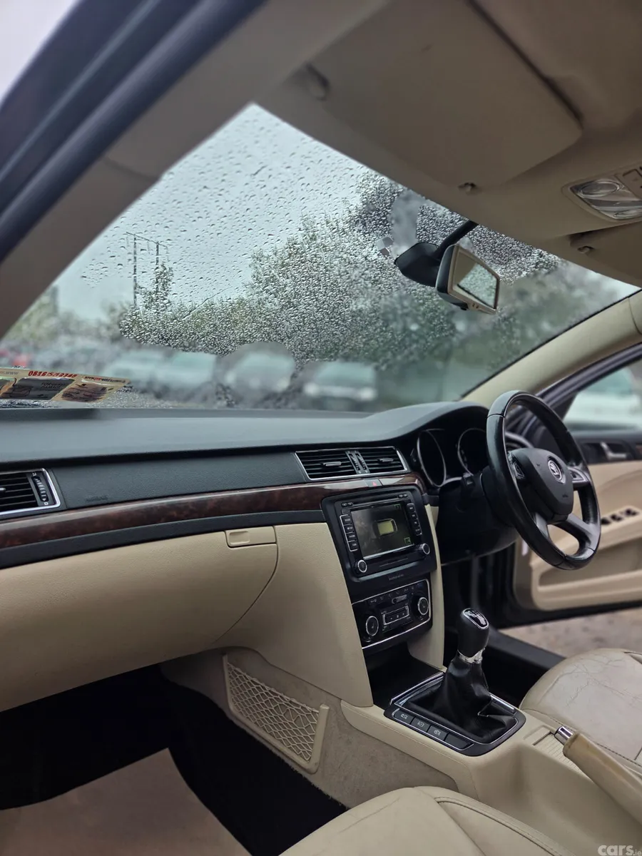 Skoda Superb Estate, Diesel, 2014, Grey