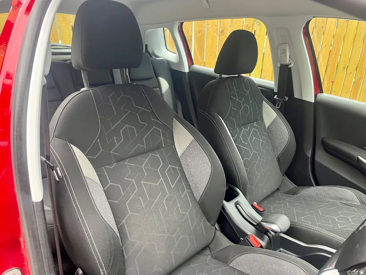 Peugeot 2008 Hatchback, Petrol, 2018, Red