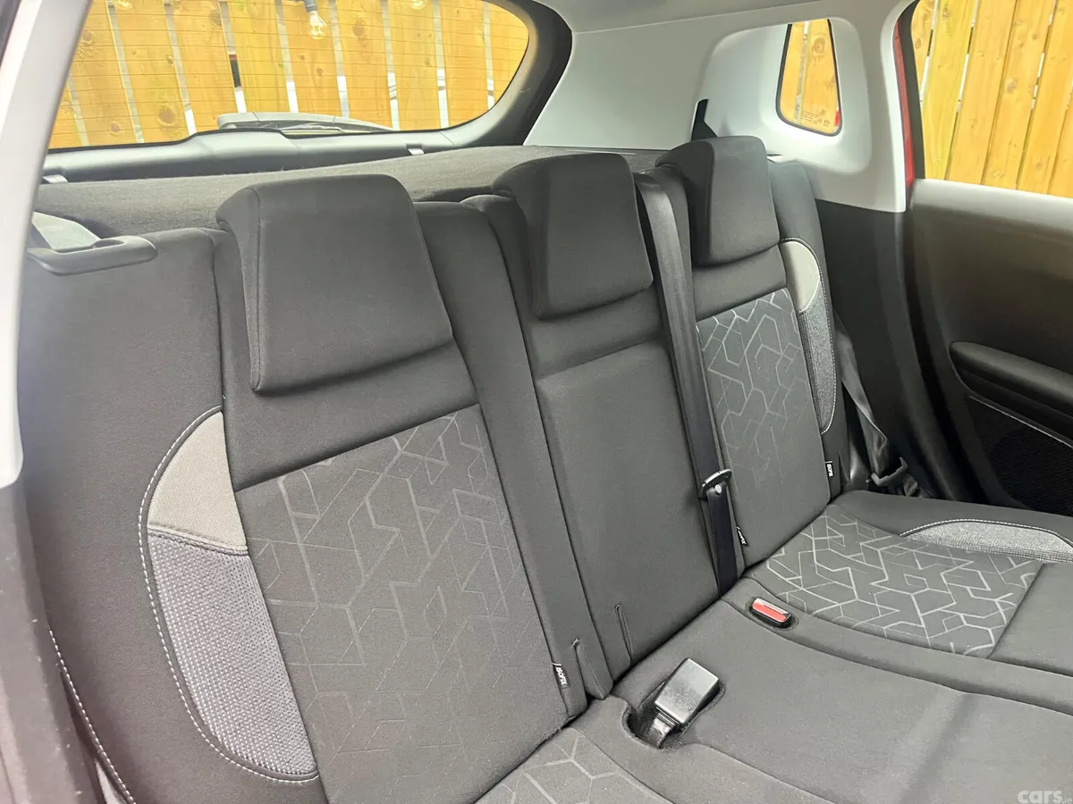 Peugeot 2008 Hatchback, Petrol, 2018, Red