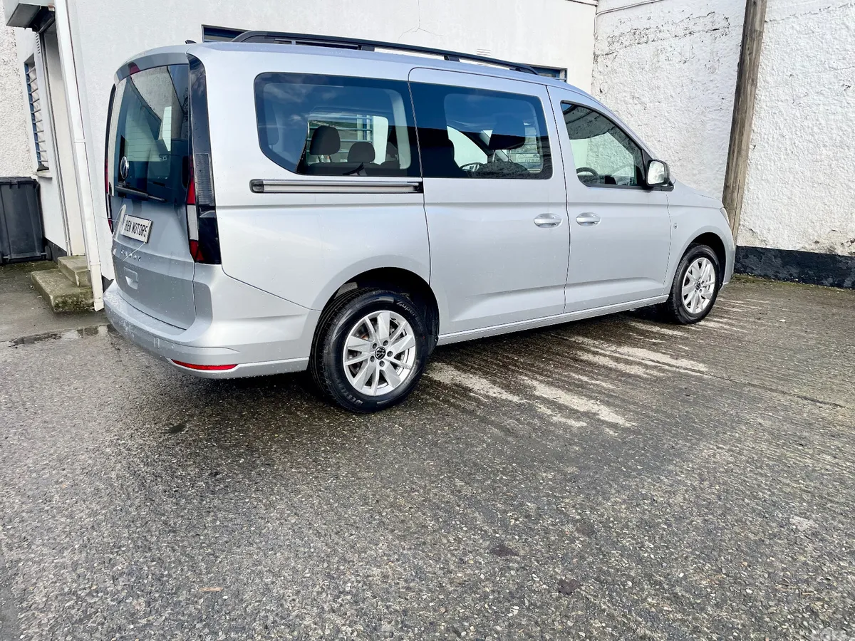 Volkswagen Caddy Maxi Life MPV, Diesel, 2023, Silver
