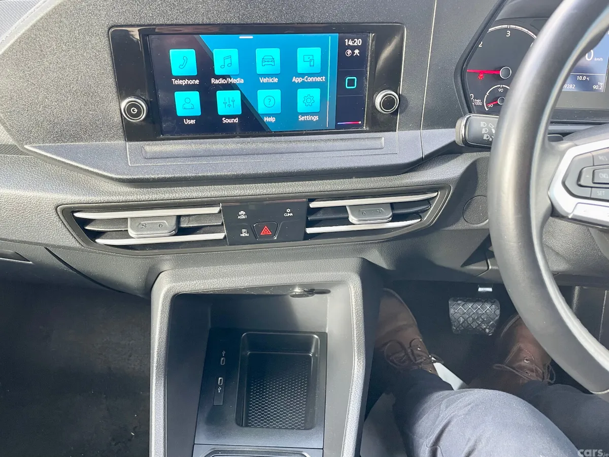 Volkswagen Caddy Maxi Life MPV, Diesel, 2023, Silver