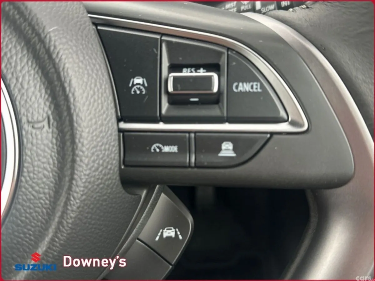 Suzuki Swift Hatchback, Petrol, 2026, White