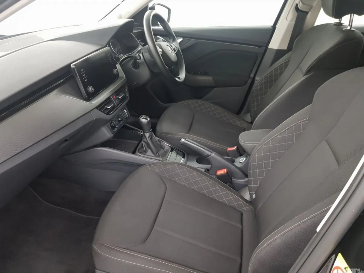 Skoda Kamiq Hatchback, Petrol, 2023, Black