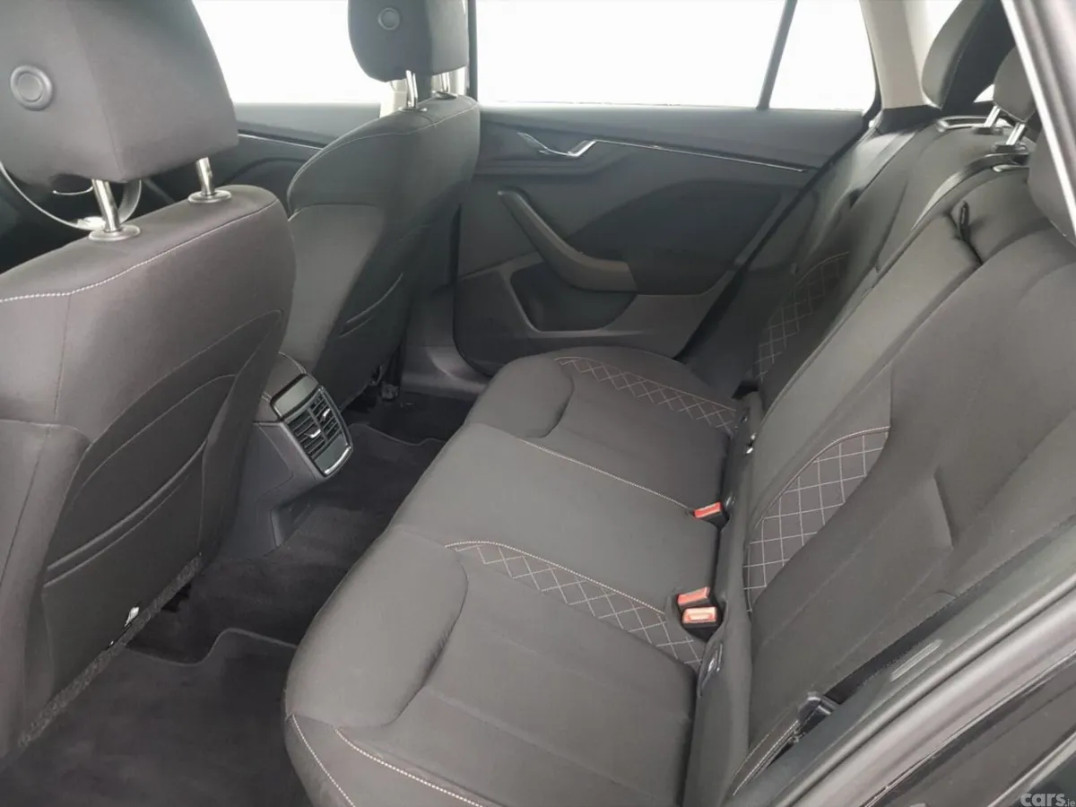 Skoda Kamiq Hatchback, Petrol, 2023, Black