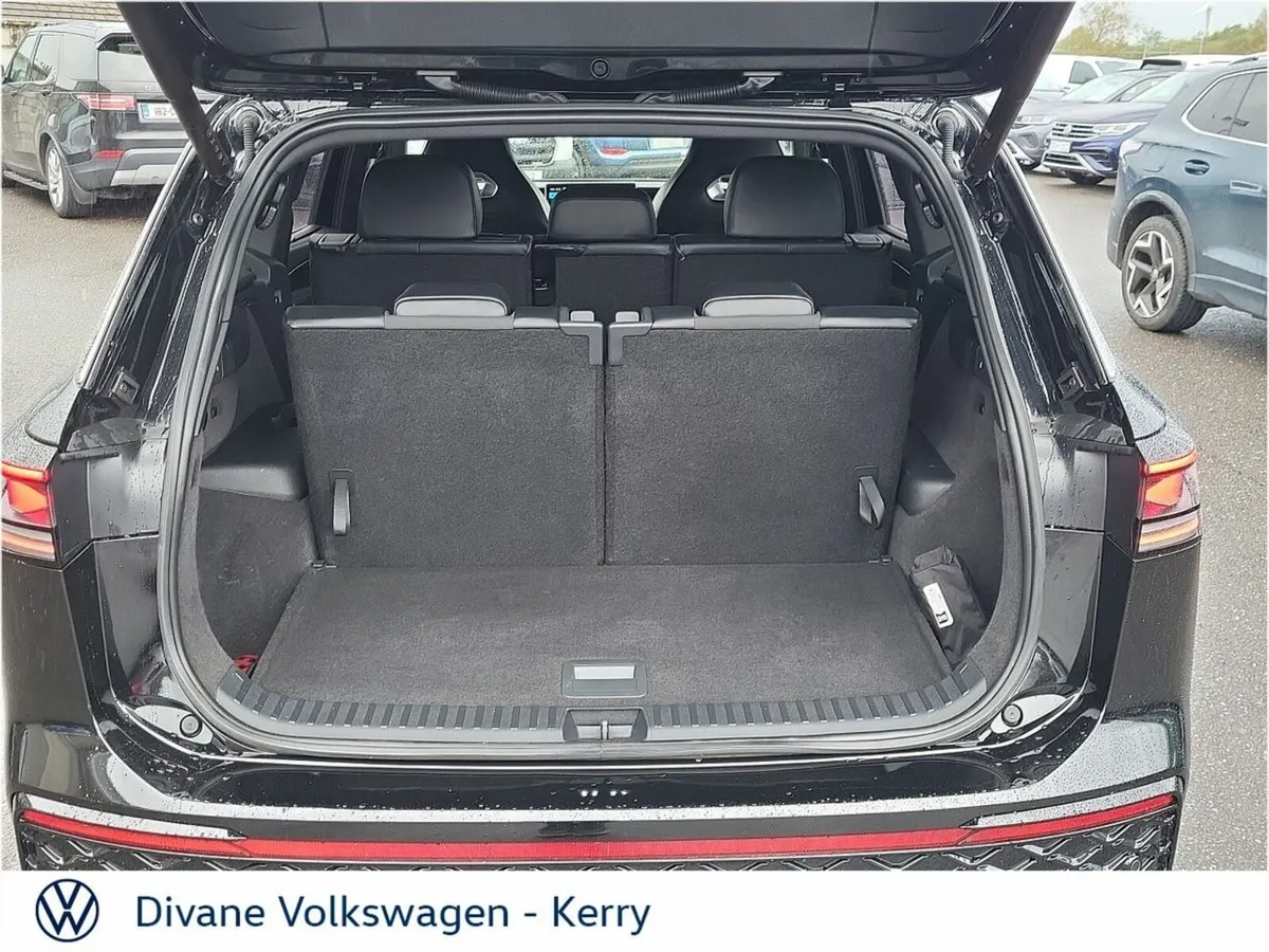Volkswagen Tayron SUV, Diesel, 2025, Black